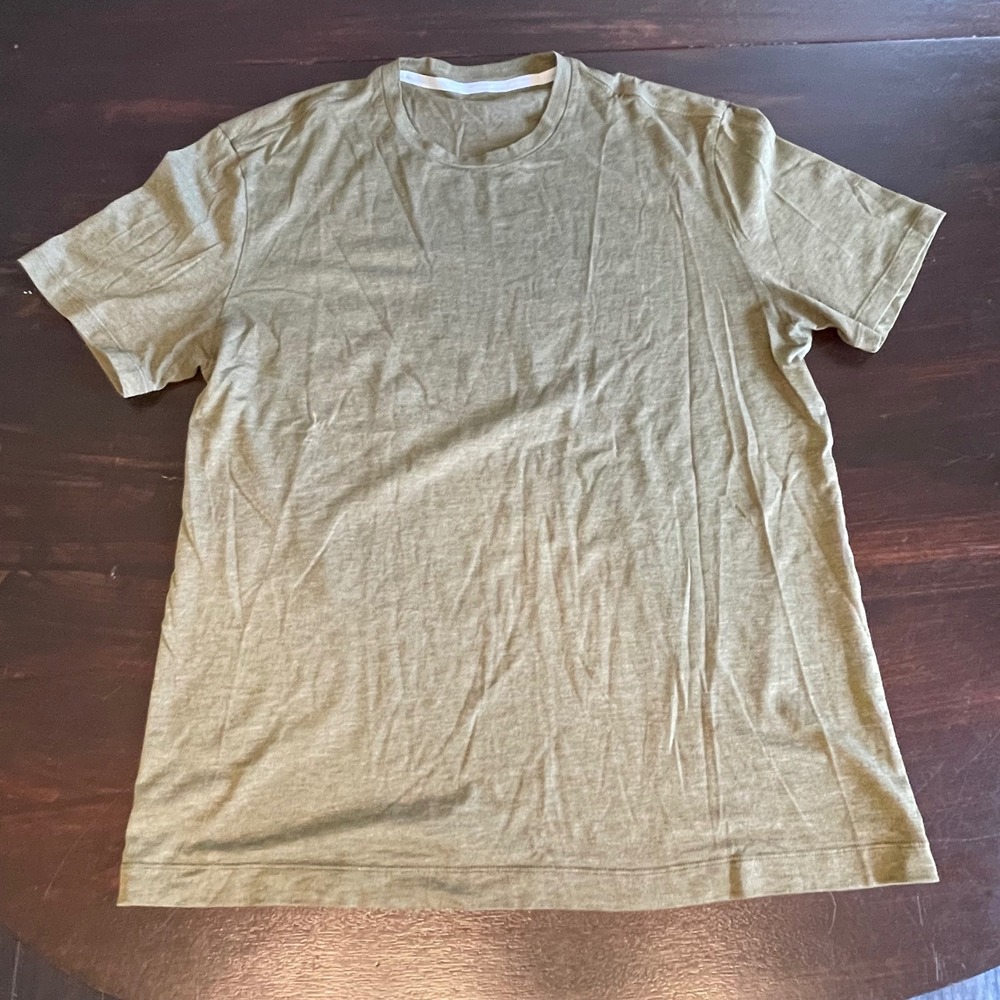 Lululemon Mens Short Sleeve Crewneck T-Shirt Heathered Olive Green 21x28